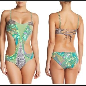 NEW Maaji On the Road Trikini One Piece Swimsuit